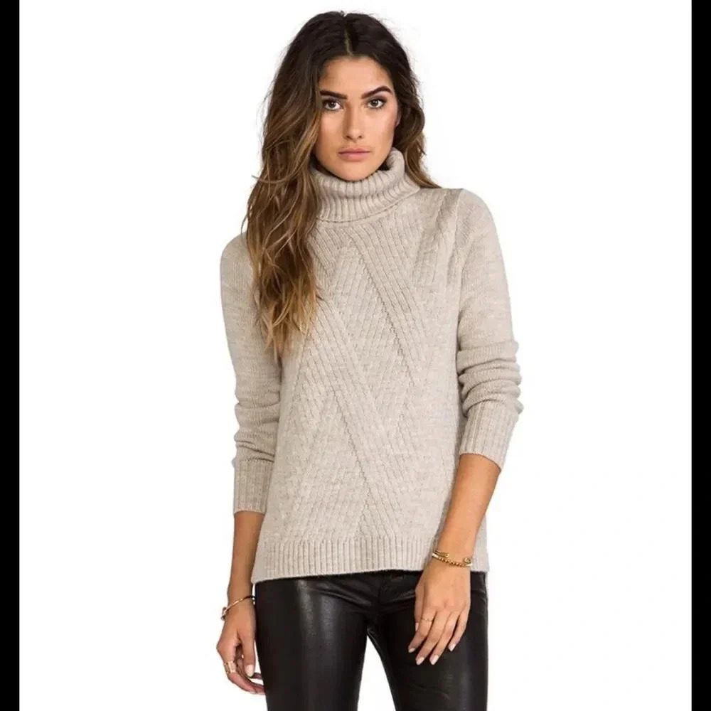 Vince.Traveling Ribbed Turtle Neck Sweater XS